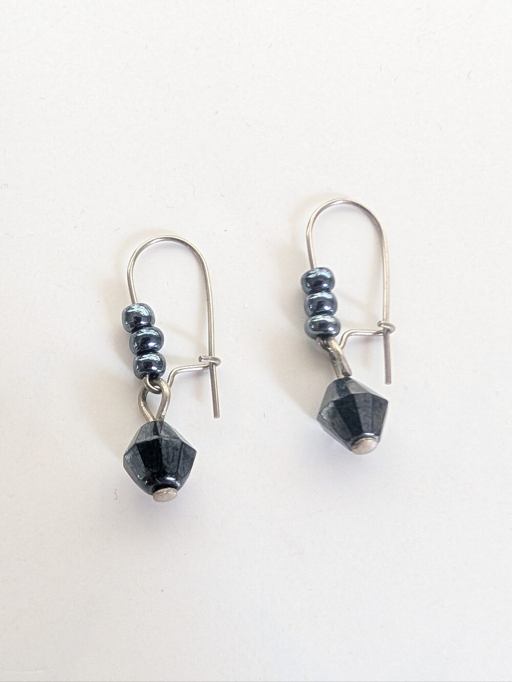 Vintage Silver Tone Faceted Beaded Dainty Bohemian Ear Wire Dangle Earrings